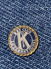 Kiwanis Key Club International Enamel Gold & Blue Lapel Hat Tie Pin