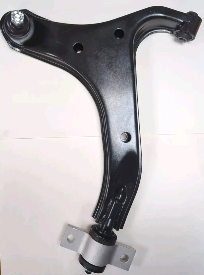 Fits Nissan Elgrand E51 Front Lower Wishbone Control Arm Left Passenger Side - Image 2 of 4