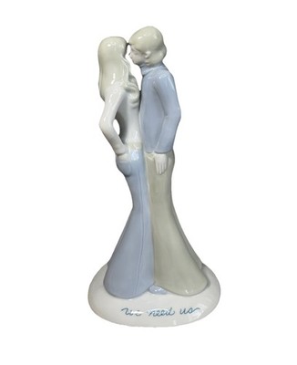 Vtg 1973 Porcelain Statue Kissing Couple  We Need Us  By Soft Touch Creation 10 