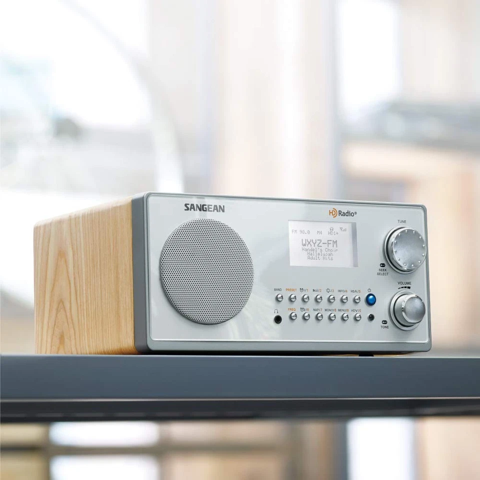 Sangean Hdr-18 Hd Radiofm-Estéreo Madera Gabinete Mesa Radio Plateado Foto 2 de 4