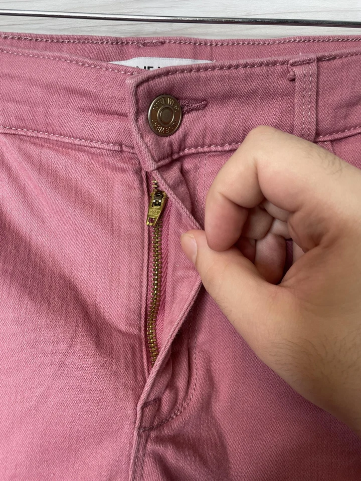 Nine West Shorts Womens 12 Pink Gramercy Short Raw Hem Casual Stretch Cotton - Image 2 of 4