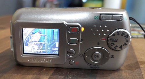 Olympus Digital Camera Camedia D-435 5.1MP Silver and Case. Tested and Working - Picture 12 of 16