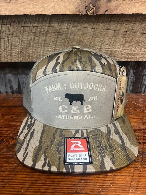 New C&B Farm + Outdoors Richardson 168P Flat Bill Snapback Bottomland Bull Logo