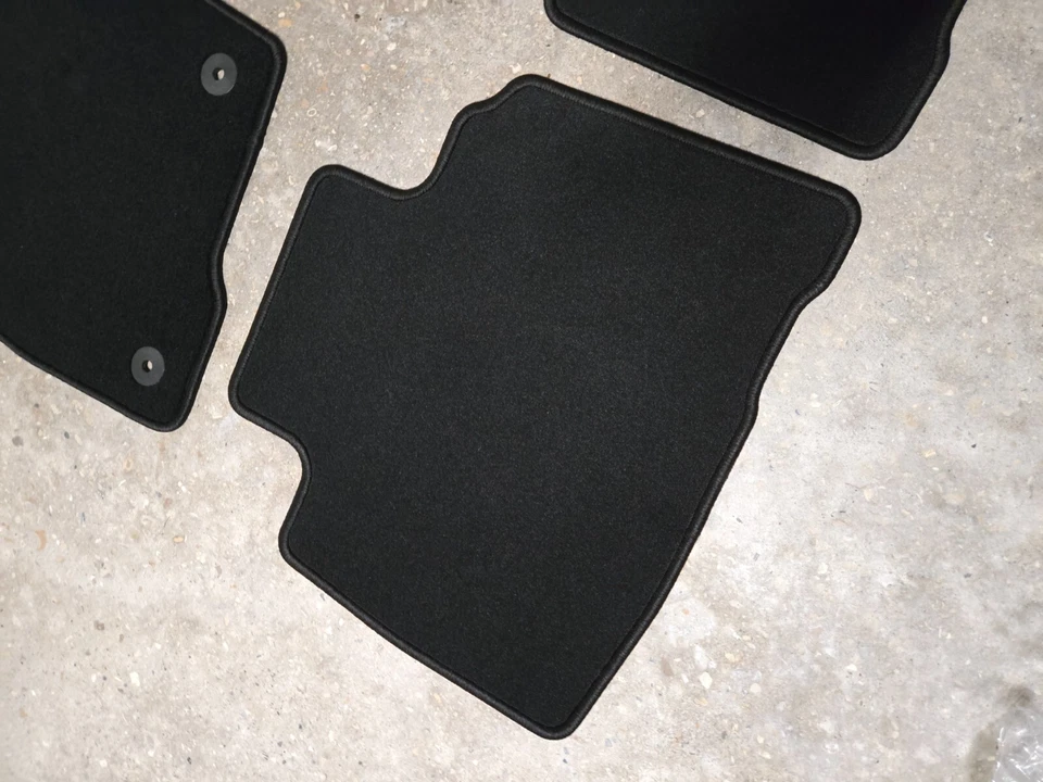 Juego de 4 alfombrillas negras Ford Edge 2023 2024 2025 OEM NUEVAS Foto 4 de 4