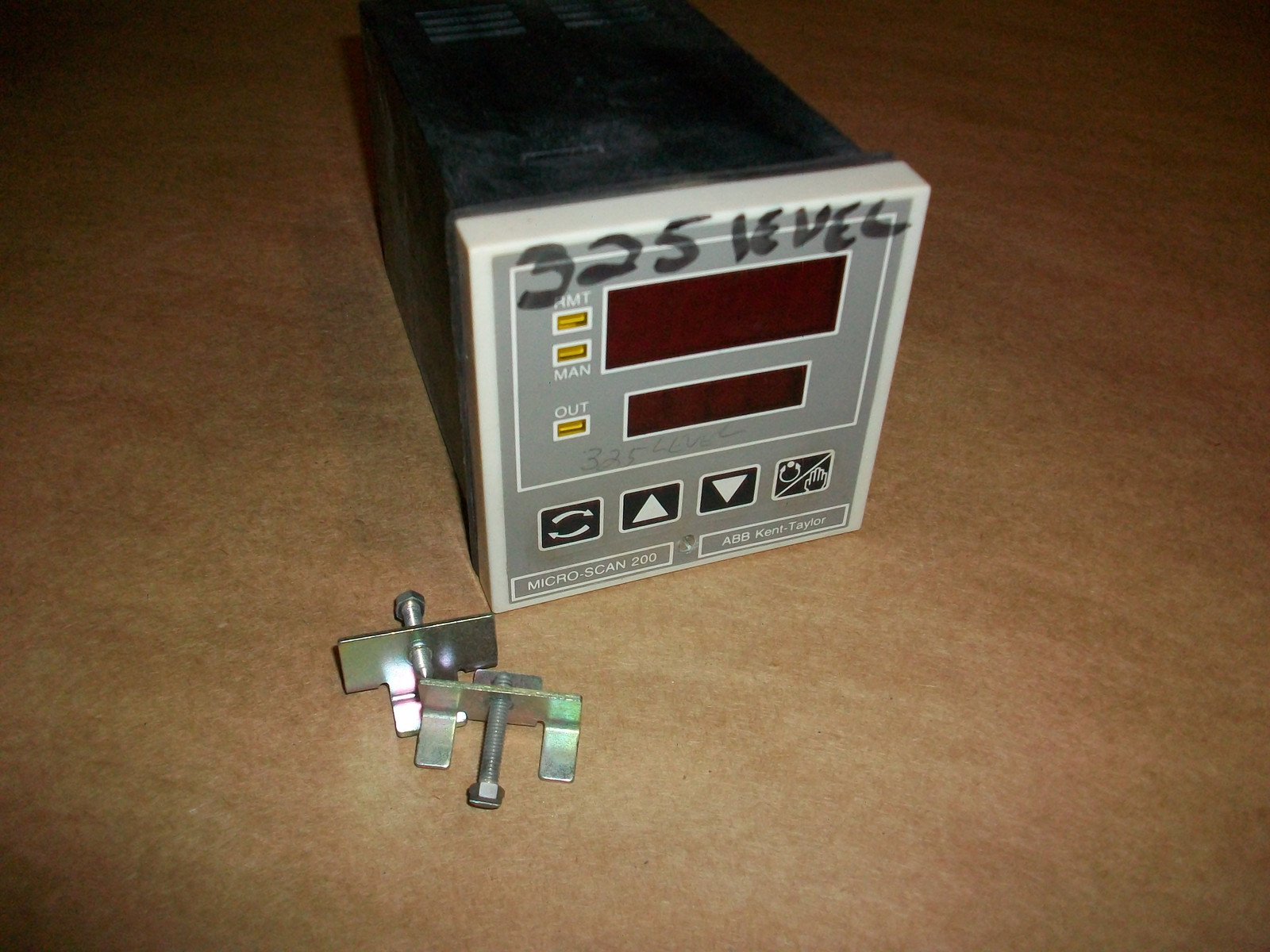 ABB Kent Taylor Micro Scan 200 200RB32002C USED