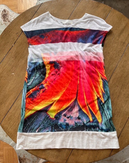 VTG Zara Abstract Graphic T-Shirt Circa 2012. Vintage. Limited Edition. Size M.