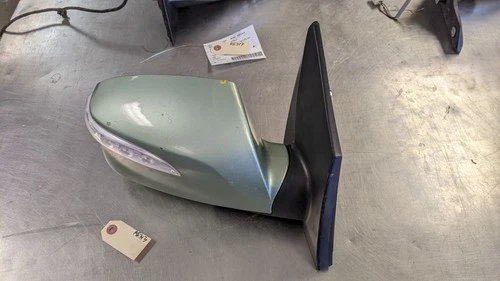 Passenger Right Side View Mirror For 10-14 Hyundai Tucson  2.4 876202S050