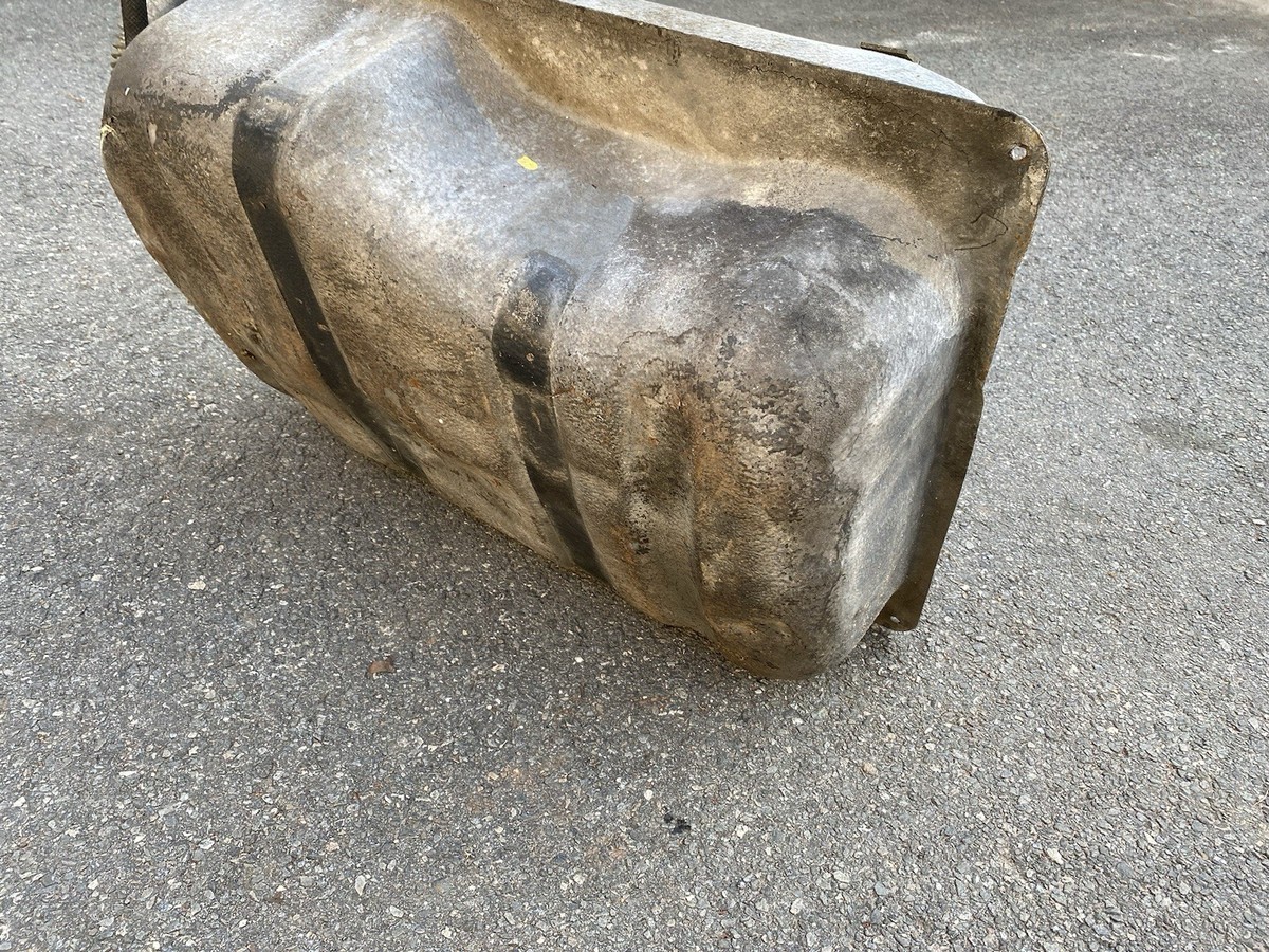 1984-1989 Nissan 300ZX Z31 OEM Fuel Tank Assembly w/ Filler Tube
