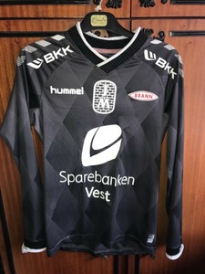 Sk Brann Hummel Shirt 26 Kasper Skaanes Jersey Mens Size S Ebay
