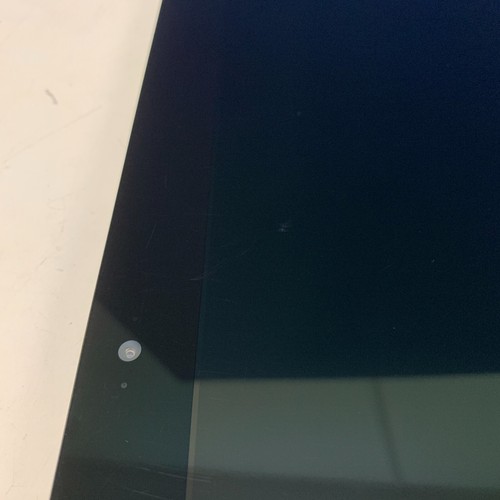 Apple iMac DCI 4K 21,5", 2019, i3-8100, 8 Go RAM, disque dur 1 To, *rayures d'écran* - Photo 6/7