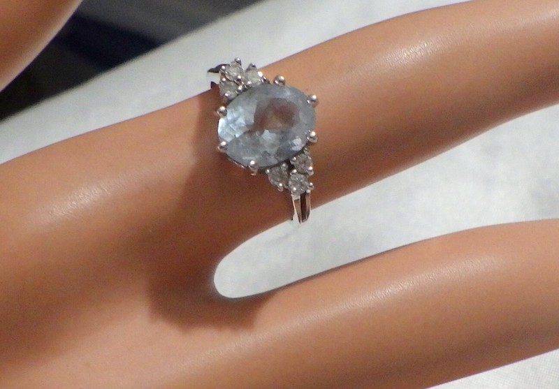 14KT DECO AQUAMARINE & DIAMOND WHITE GOLD RING SIZE 6