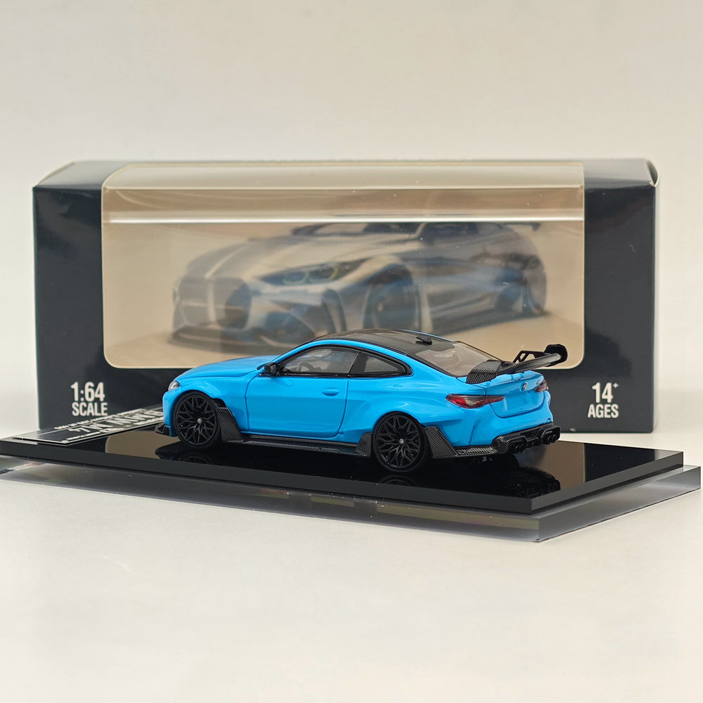 BMW M4 1/64 リミテッドエディションシリアルナンバー入111/499