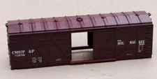 RCR - HO 40FT OPEN DOOR BOXCAR  - CMStP&P 716736
