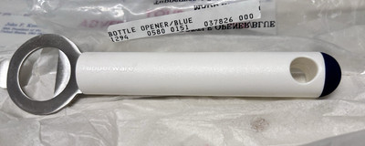 Tupperware Bottle Opener Can Tab Lifter NEW