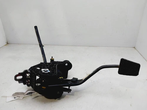 93840F2100 Clutch Pedal for HYUNDAI I30 FASTBACK (PD) Klass 2019 8913482 - Picture 1 of 10