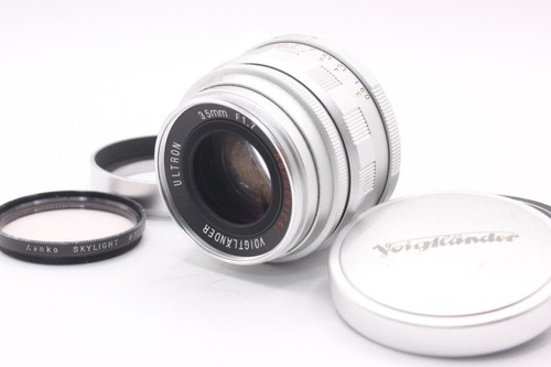 Voigtländer Ultron 35mm F1.7 aspherical lens