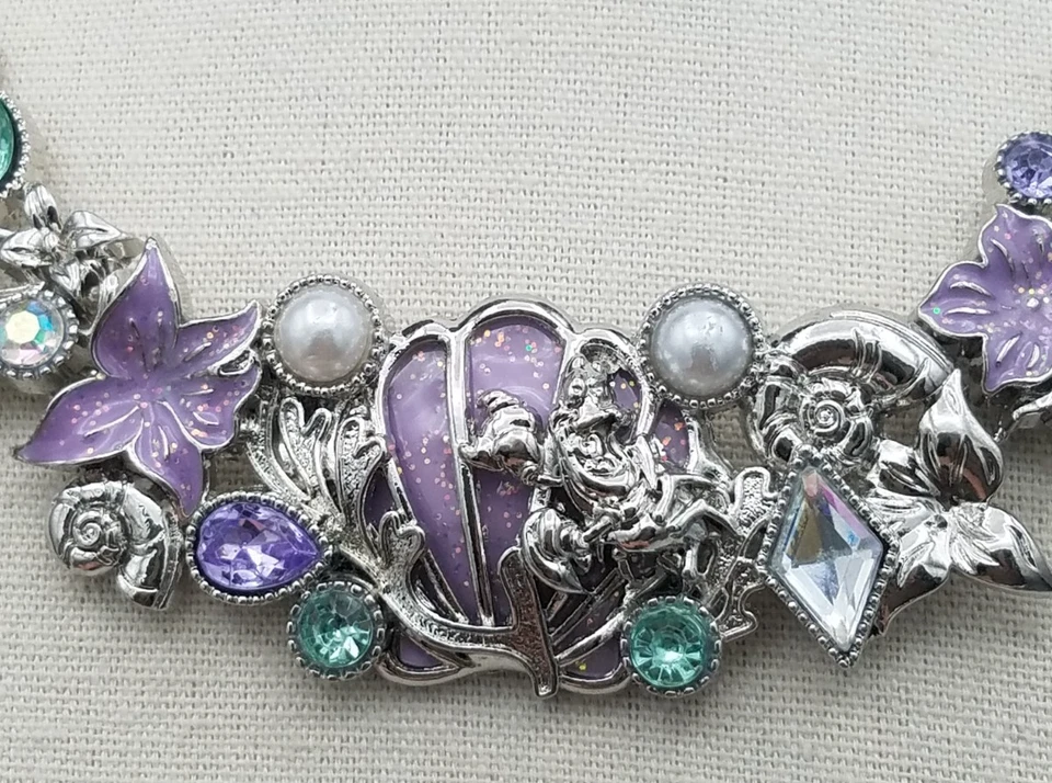 Collar Disney Sirenita Ariel Estrás Imitación Perlas Tono Plata 17 pulgadas Foto 3 de 4