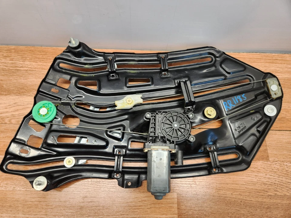 ✅ 01-06 OEM BMW E46 Convertible Rear Right Passenger Side Window Lift Regulator - Image 2 of 4