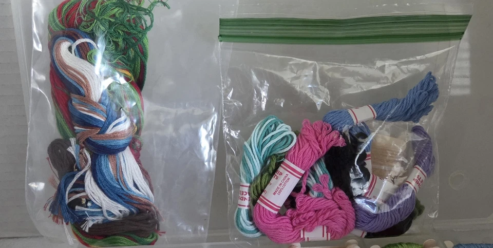 Embroidery Floss Storage Box With Lots Of Other Supplies - Grab Bag! - Image 3 of 4
