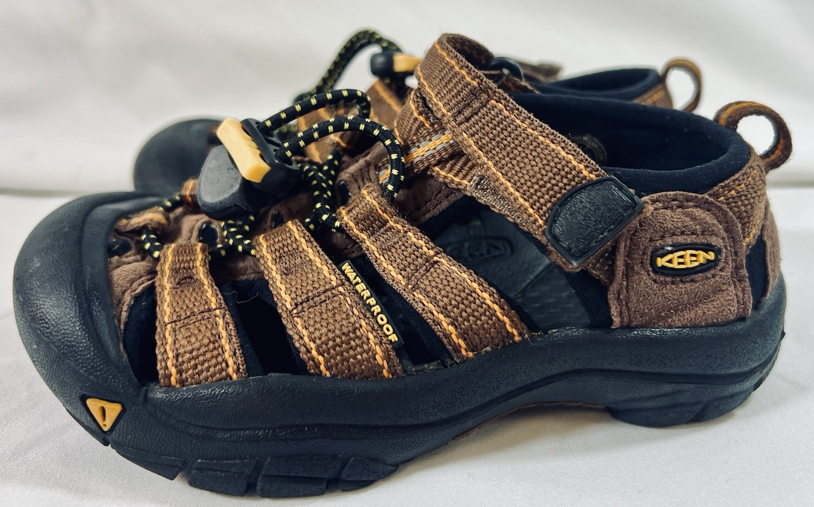 Keen Newport sandalo sportivo marrone arancione bambini taglia 10 giovani escursionismo impermeabile