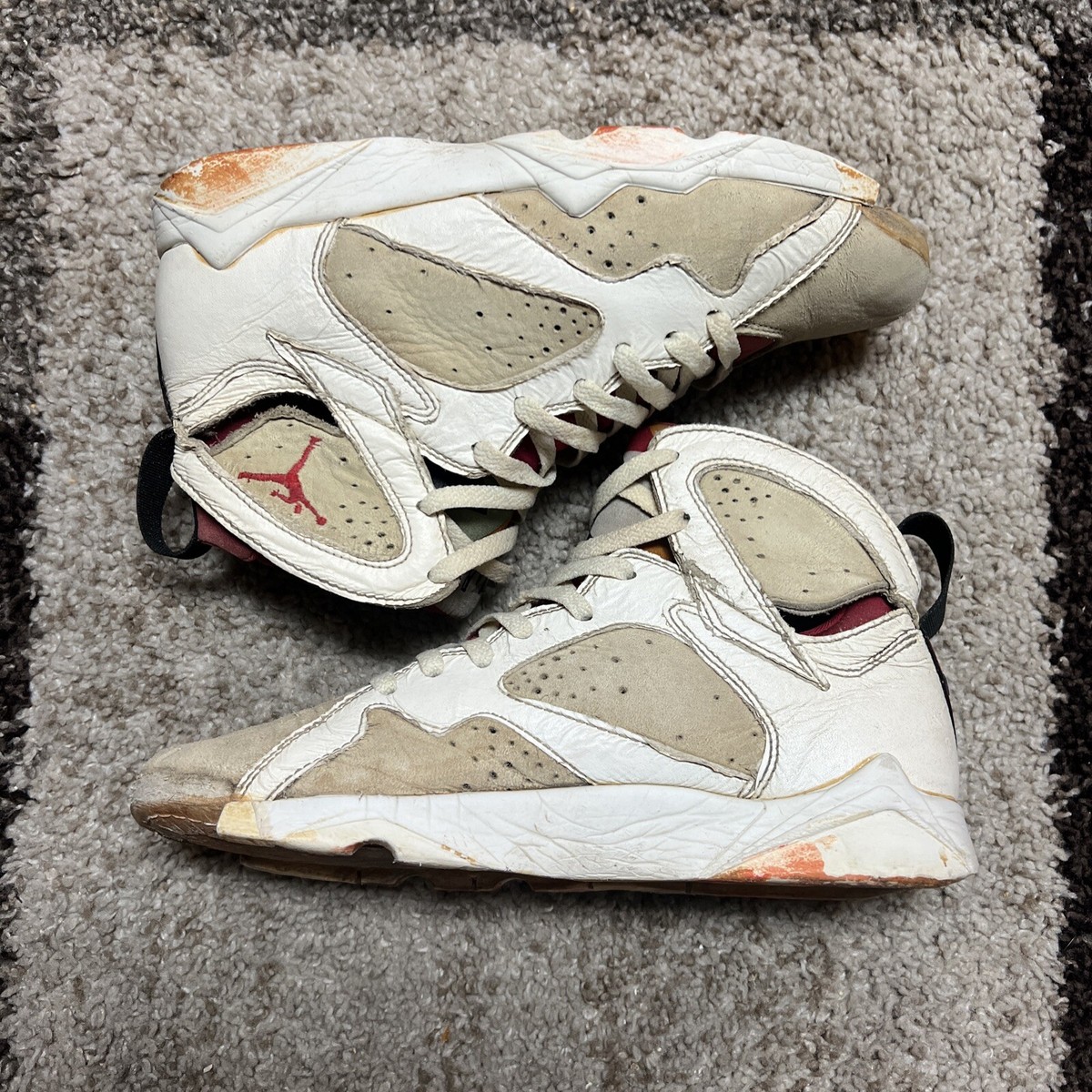 ナイキ エアジョーダン7 OG  Jordan 7 OG Hare (1992) Air Jordan 7 Hare Retro vs. 1992 Original | Retrograde - YouTube