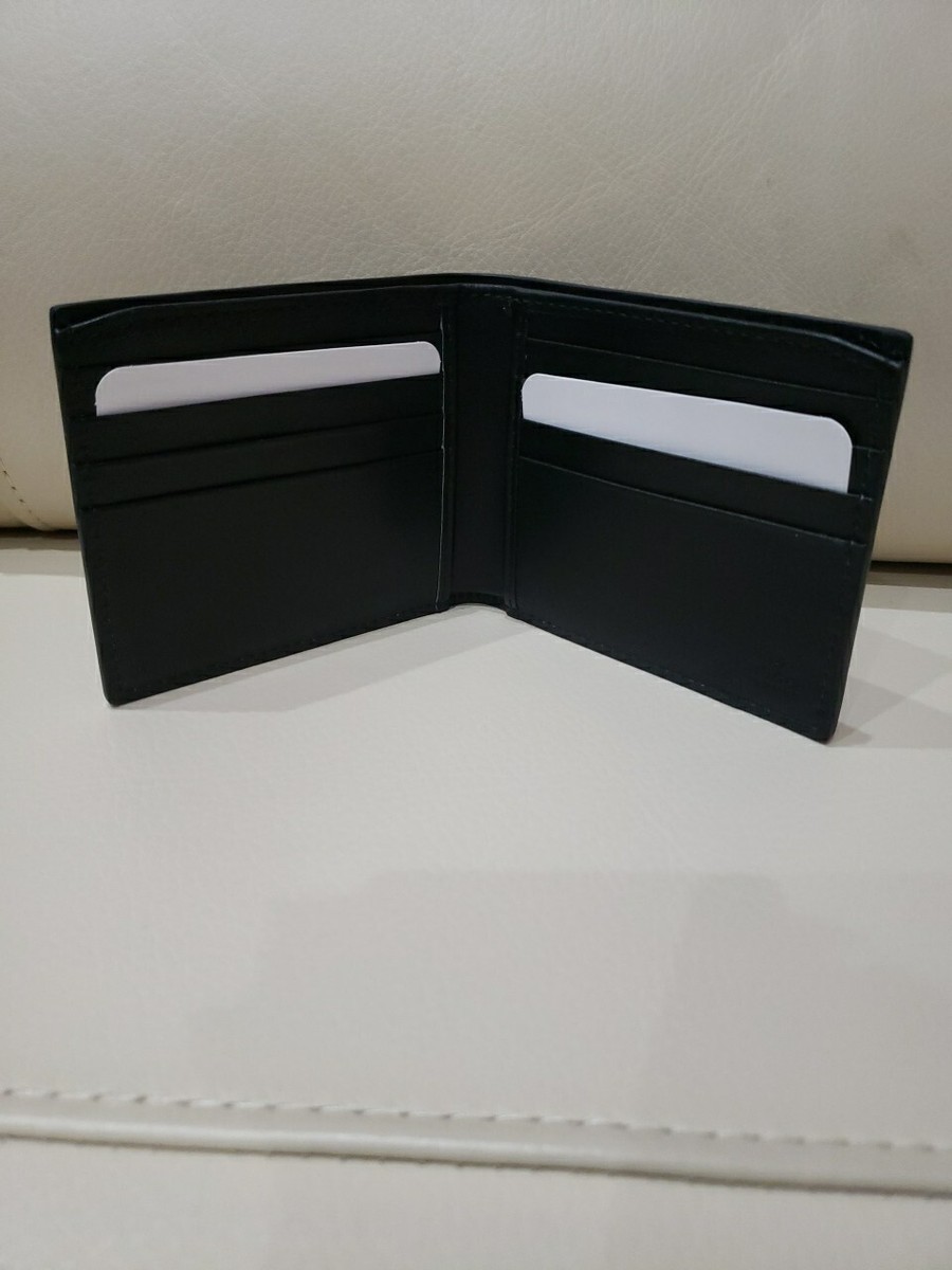 Gucci Signature Black Leather Gold Logo Print Credit Card Gucci Signature Black Leather Gold Logo Print Credit Card
