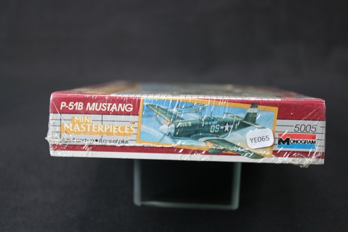 YE065 MONOGRAM 1/72 maquette avion 5005 P-51B Mustang Mini Masterpieces P51B - Photo 2/2