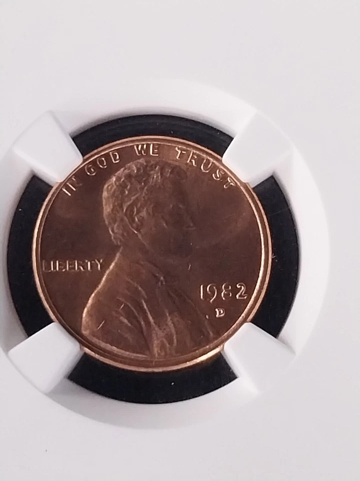 1982-D Large Date Bronze LINCOLN MEMORIAL CENT 1C - Image 2 of 4