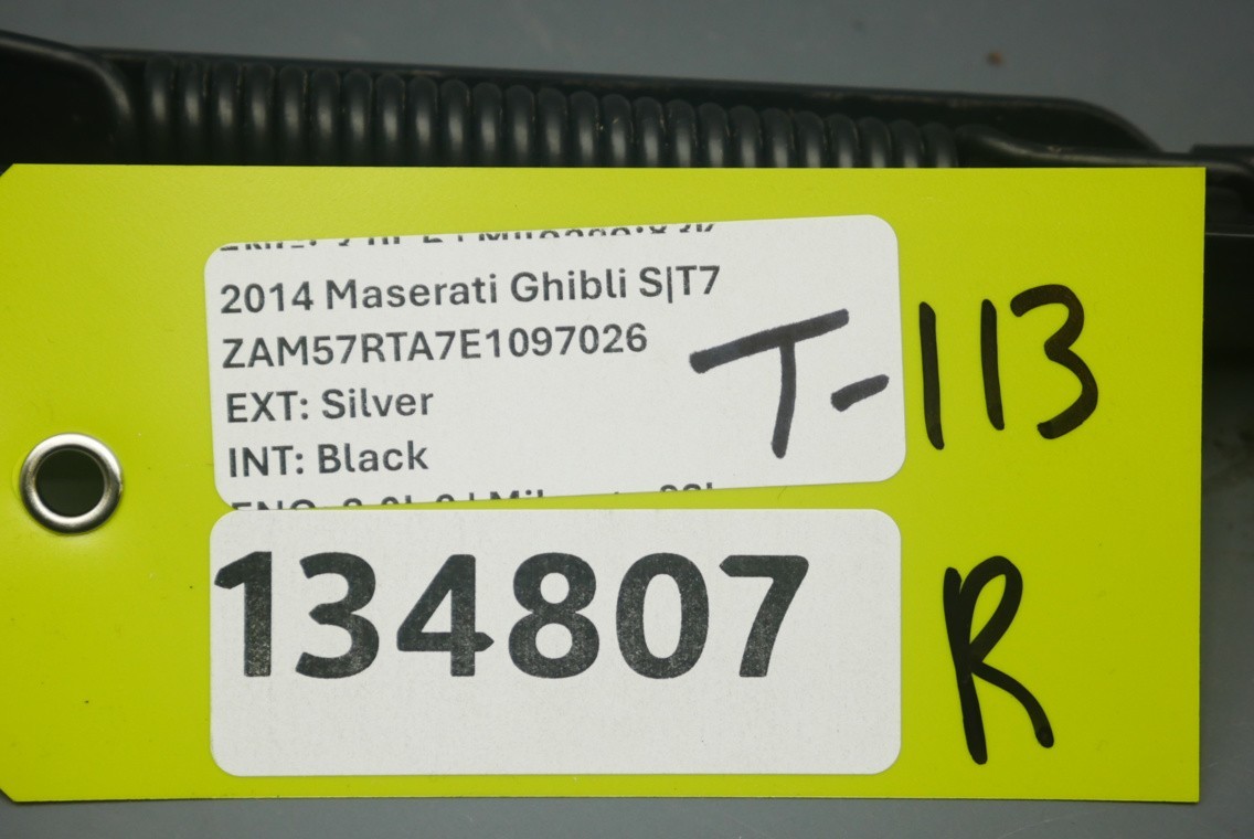 Maserati Ghibli 2014-2021 Front Right Wiper arm P/N 670001642