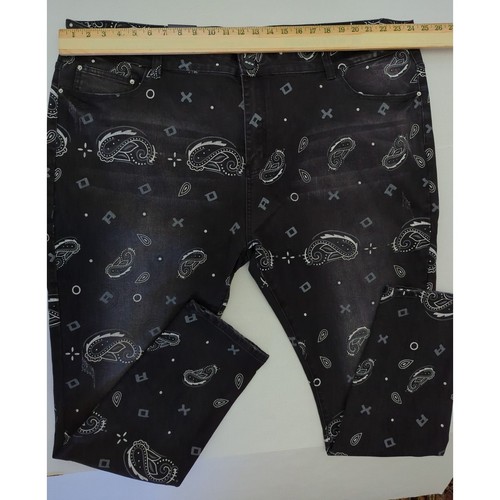 Black Bandanna Jeans Gray & White All Over Pattern Men siz 48 NWT XOA Lifestyle - Picture 5 of 7