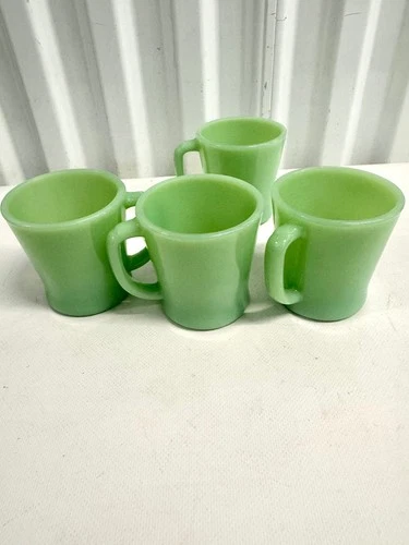 Set Of 4 Vintage Fire King Jadeite D Handle Mugs
