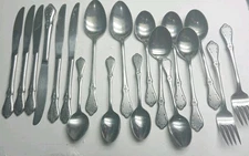 Oneida Northland Evening Star Flatware Lot  19 Pc