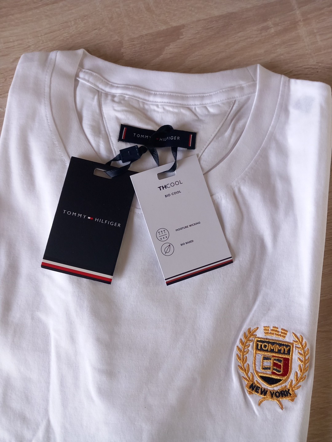Tommy Hilfiger Men's T-Shirt thumbnail 5