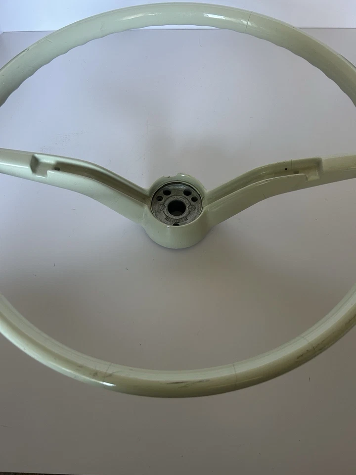 Volante vintage Volkswagen VW blanco Foto 2 de 4