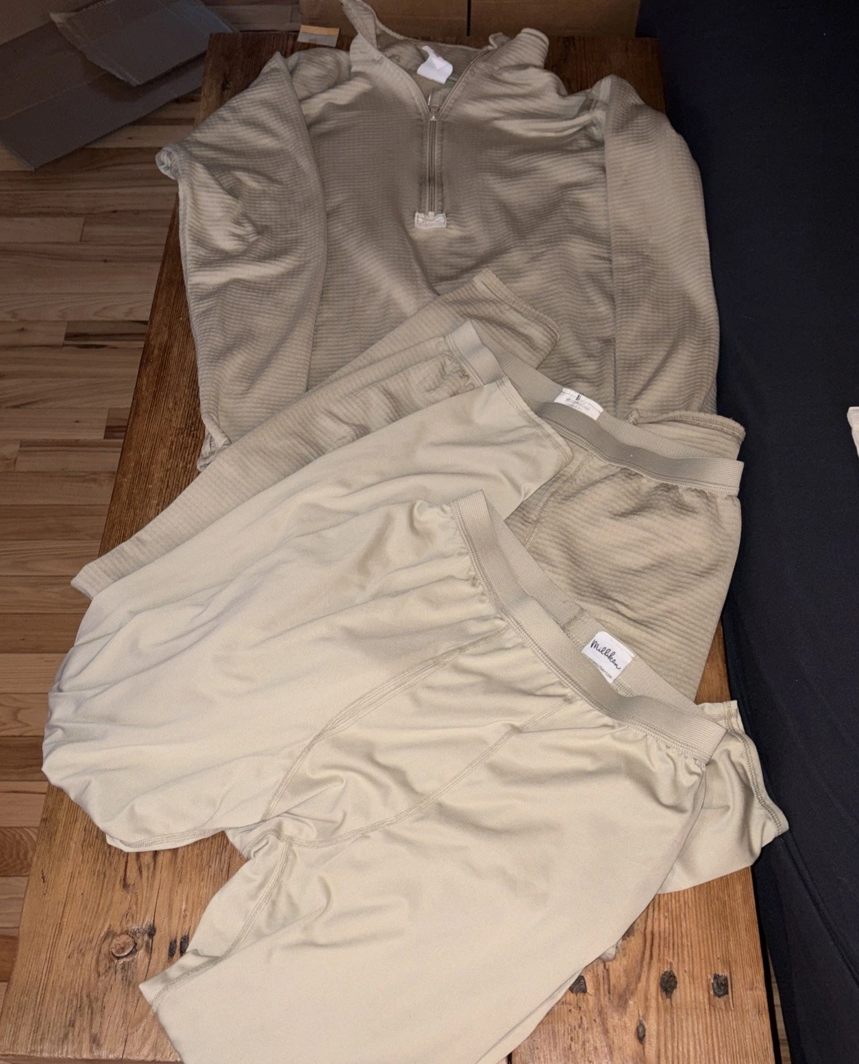Base Layer Set Men’s Medium Long Sand Color