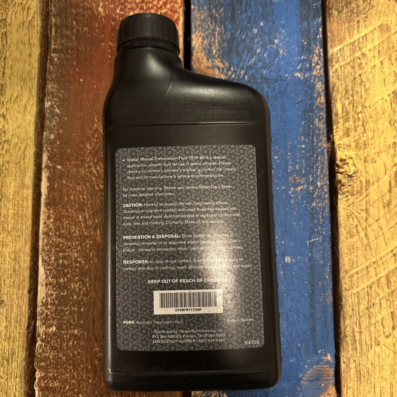 Nissan Manual Transmission Fluid 1 Qt/32 oz - Nissan 999MP-MTF00NP OEM