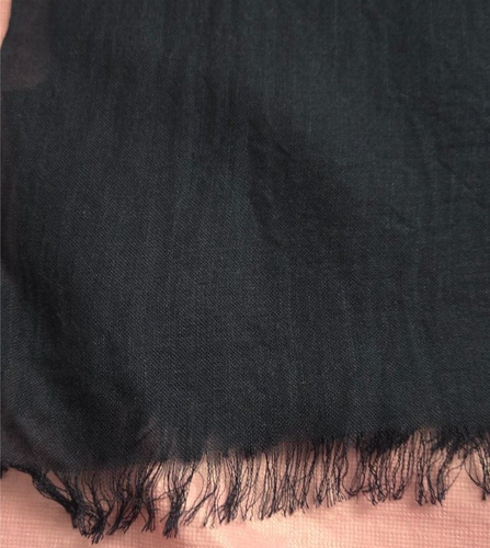 Lord & Taylor Cashmere Blend Black Shawl Scarf Lightweight 28x78" + Fringe $78 - 第 1/11 張圖片