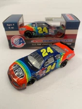 NASCAR CLASSICS 2000 JEFF GORDON #24 DUPONT RICHMOND RACE WIN 1/64 CAR