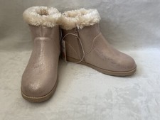 Cat  Jack Girls Winter Boots Sz 5 Faux Fur Shearling Shimmer Rose Gold Pink