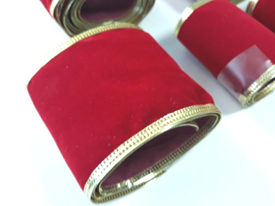 Vtg Red Ribbon Lot Of 8 Pieces Velvet Wire Edged Christmas Decor 2.5 Inch Wide - Image 3 of 4