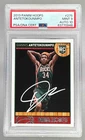 63770948 Giannis Antetokounmpo 2013 Panini Hoops #275 On Card Auto PSA 9/10