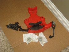 NEW RIDGID 40215 BC-810A Bench Chain Vise 1/2” to 8” Pipe Capacity Heavy Duty
