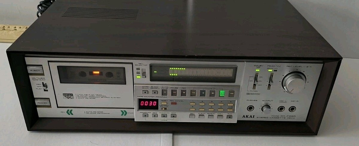 AKAI GX-F66R カセットデッキ/アカイ 再生、出音確認済 中古 AKAI GX-F66RCの仕様 アカイ/赤井