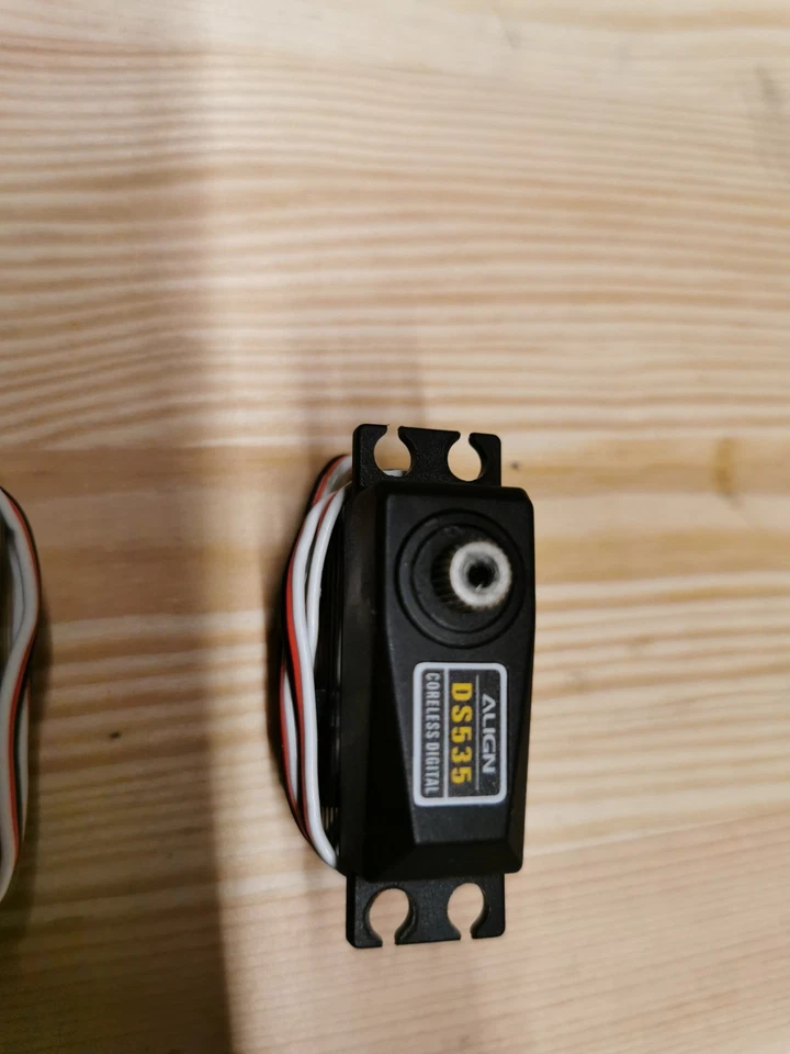 Servo Für T-Rex 500 ESP ALIGN Hubschrauber - Bild 3 von 3