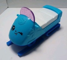 Shopkins Fashion Spree Frosty Fashion Collection snowmobile