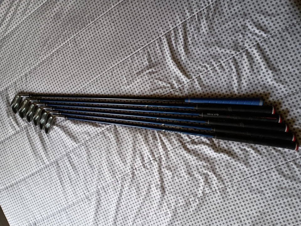 Mizuno Mx-300 Iron Set 4-9 Regular Flex Project X 5 Graphite Shafts Good Conditi - Image 2 of 4
