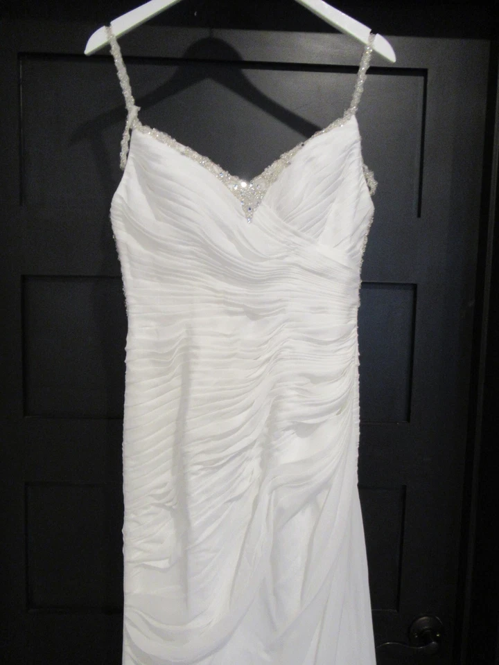 Moonlight T733 Wedding Dress Size 10 White with Ruching Front STUNNING! - Image 4 of 4