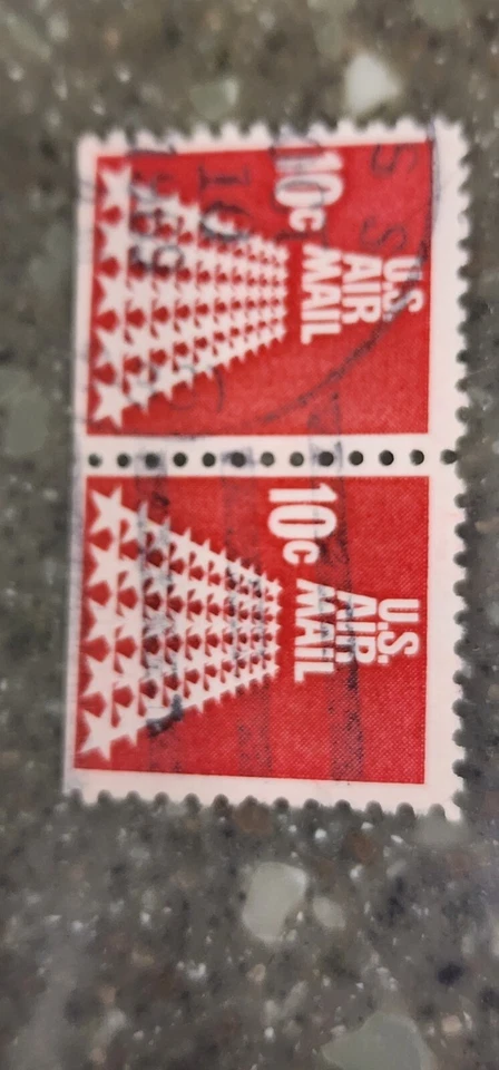 US 10 Cent 50 Star Runway Air Mail Stamp 1968 Scott #C72 Used Pair - #B632 - Image 2 of 2