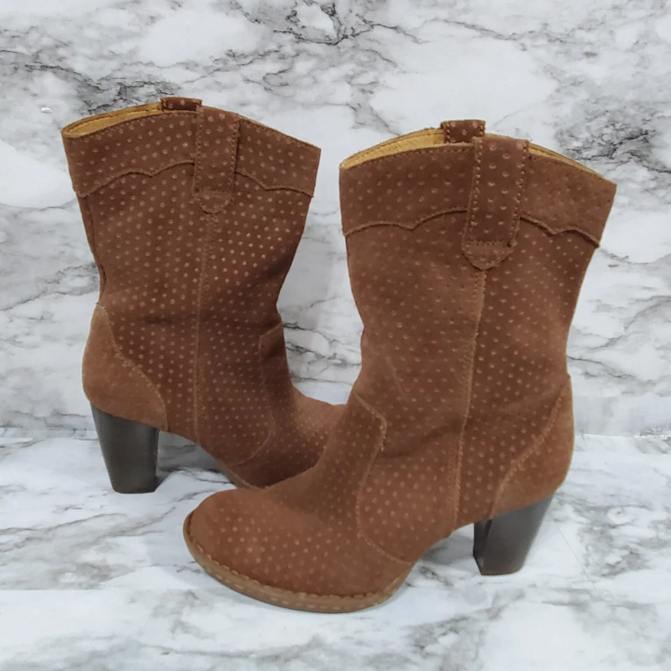 Born Genevieve Botas Para Mujer 7 Marrón Lunares Gamuza Media Pantorrilla Tacón Bloque Zapatos Foto 3 de 4