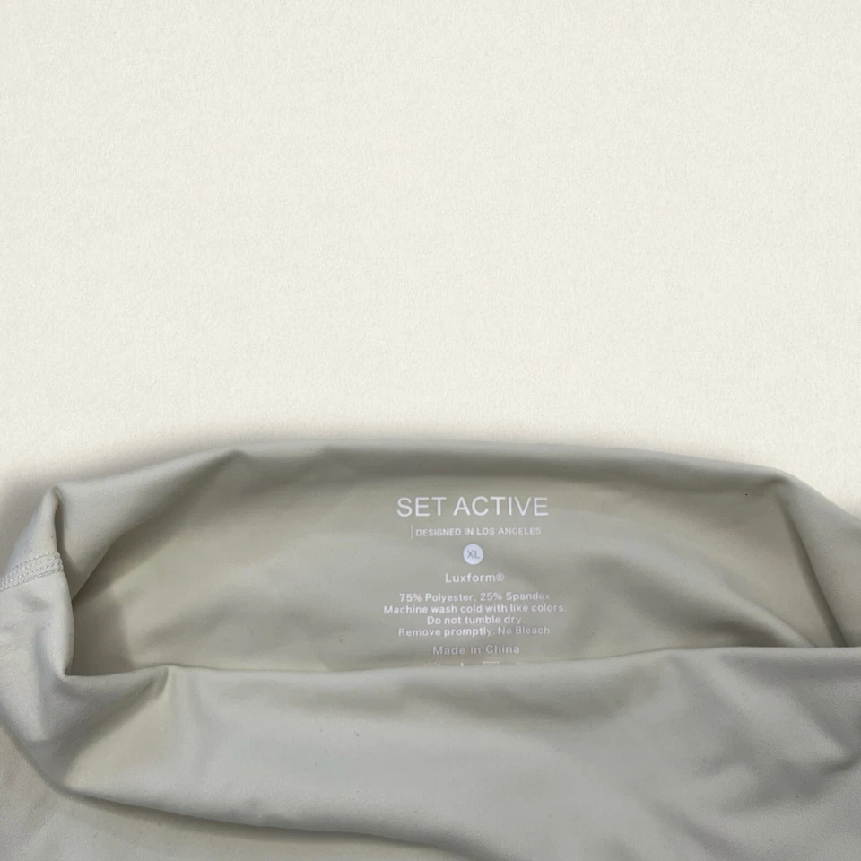 "Juego de leggings activos 26"" entrepierna crema talla XL" Foto 3 de 4